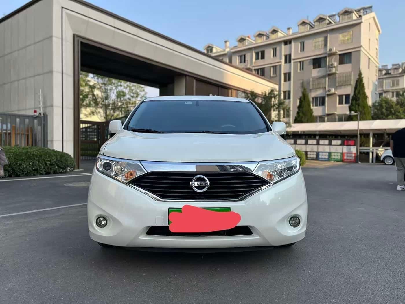 2015 Nissan Quest White, 160,000 km, China export – photo 6