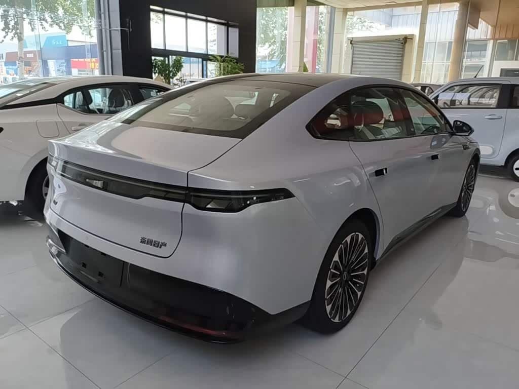 2025 Nissan N7 银灰色, 300 km, China export – photo 7