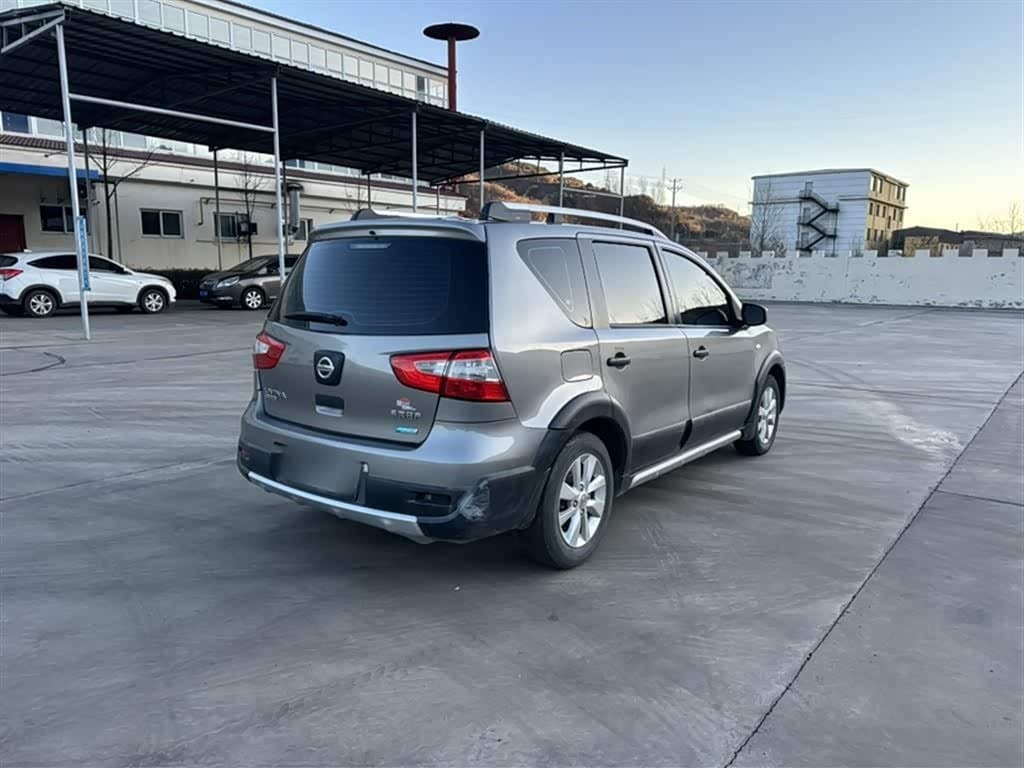 2013 Nissan Livina 银灰色, 128,900 km, China export – photo 7