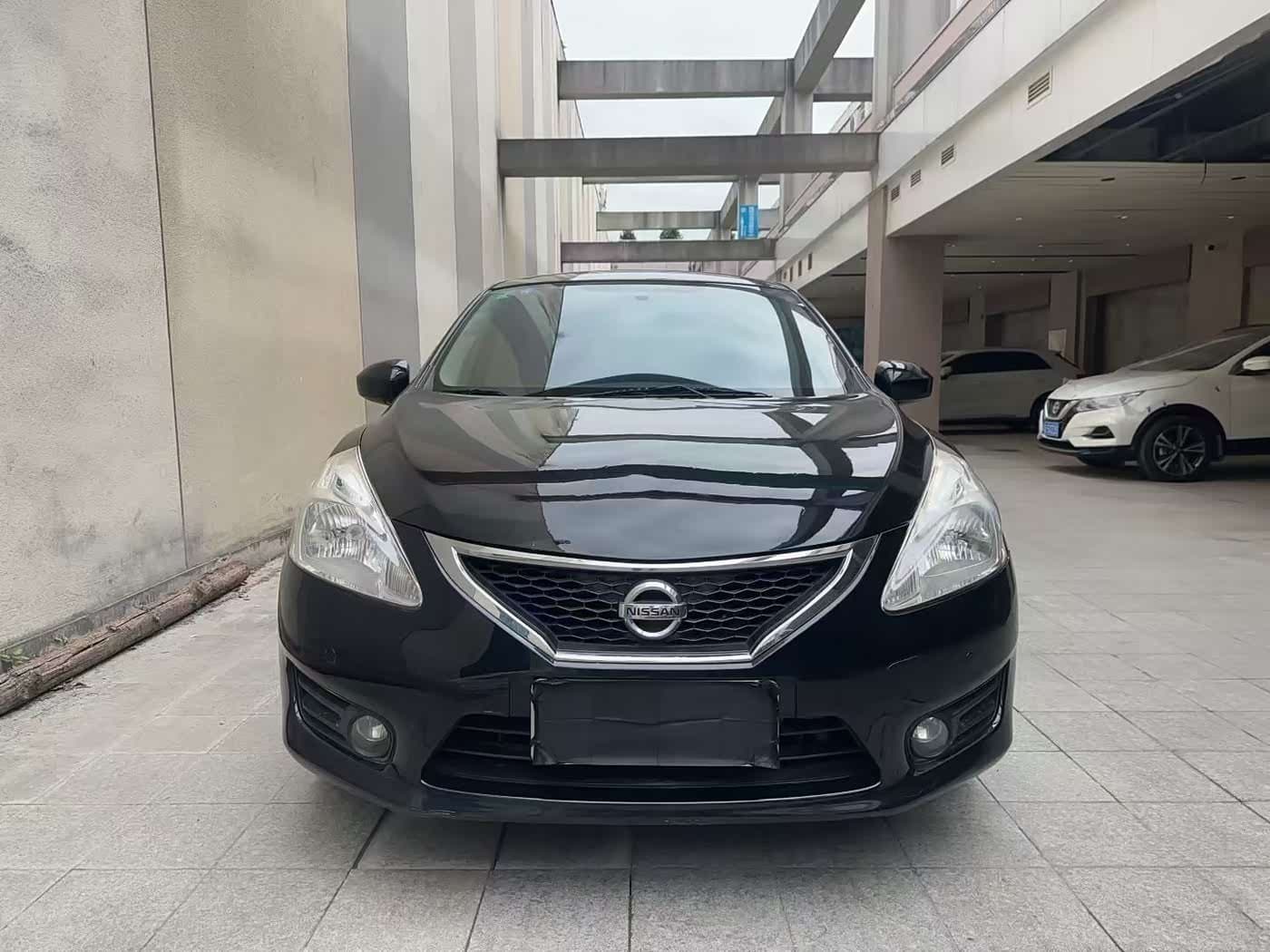 2013 Nissan Tiida Black, 120,000 km, China export – photo 2