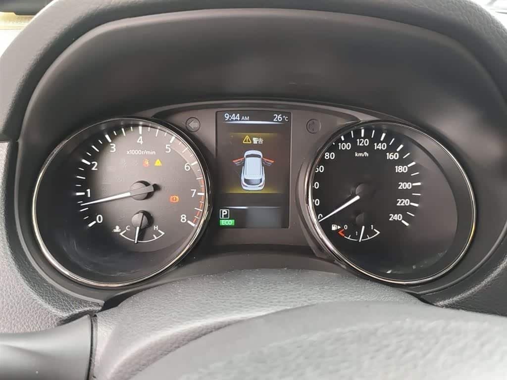 - Nissan Qashqai White, 94,500 km, China export – photo 4
