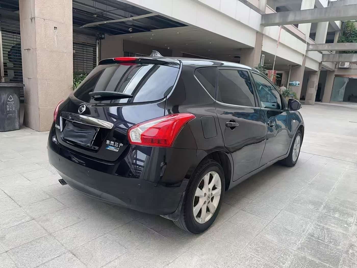 2013 Nissan Tiida Black, 120,000 km, China export – photo 4