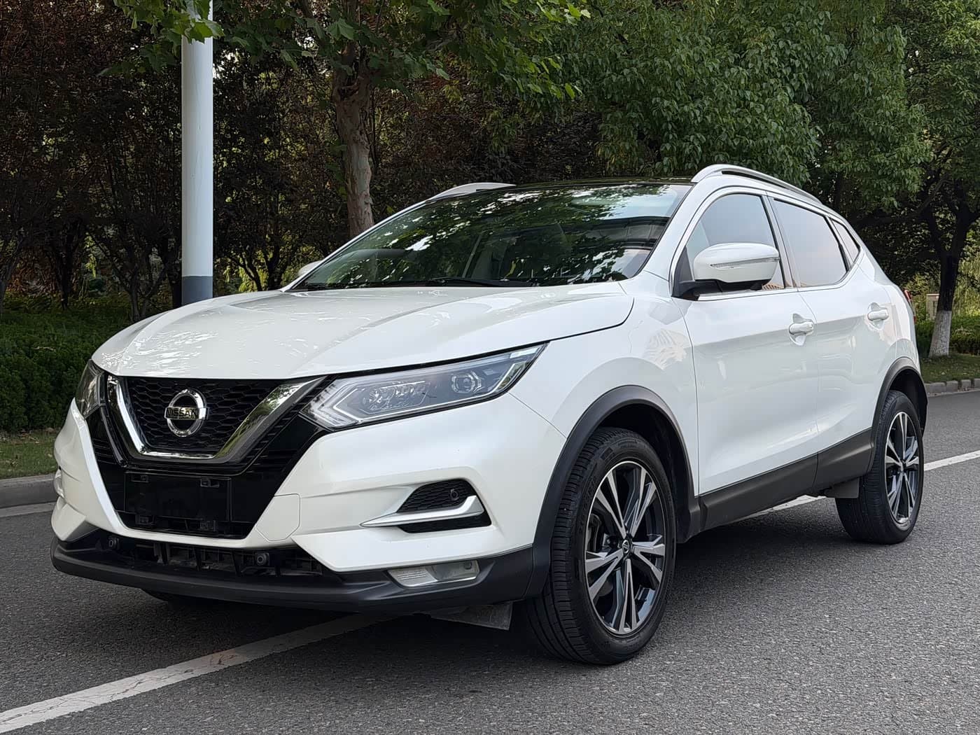 2021 Nissan Qashqai White, 63,000 km, China export – photo 1