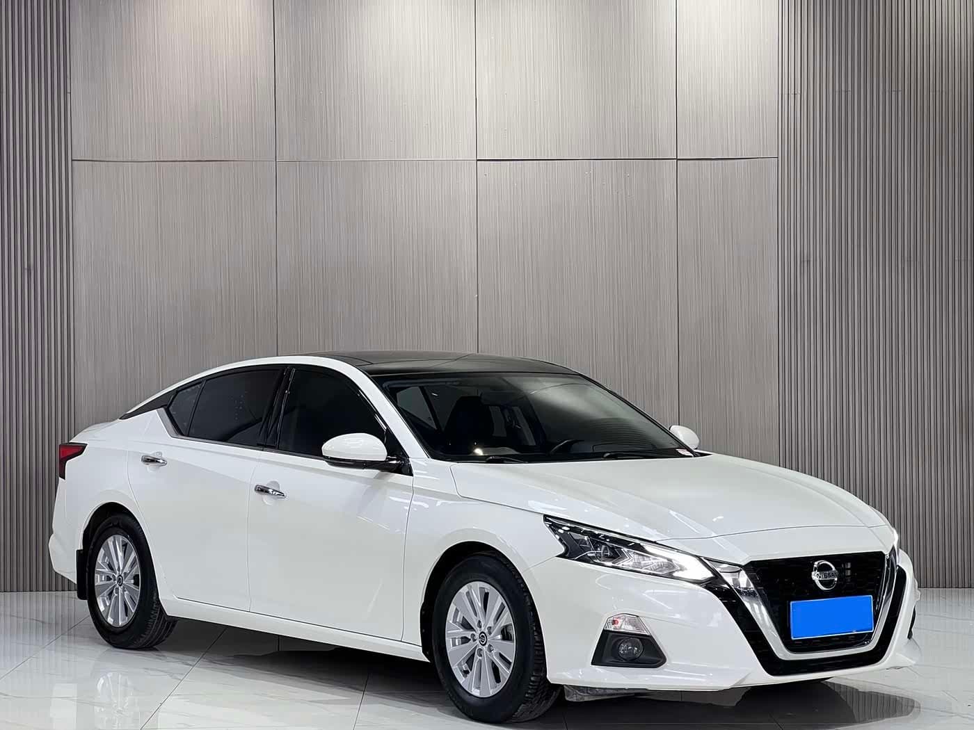 2018 Nissan Teana White, 76,000 km, China export – photo 3