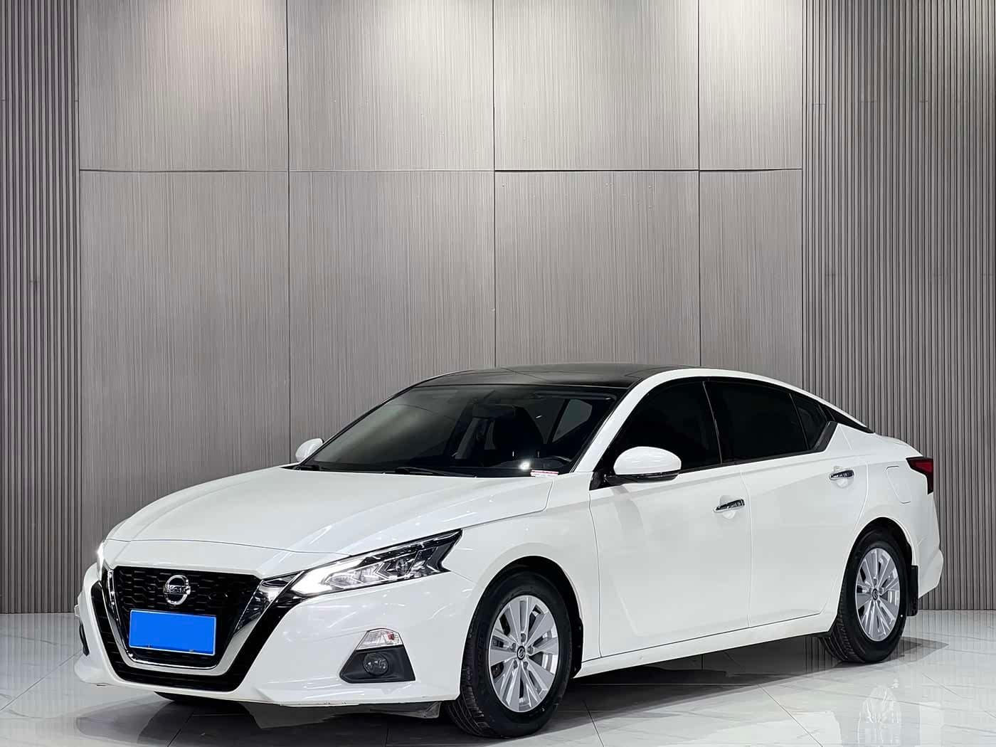2018 Nissan Teana White, 76,000 km, China export – photo 1