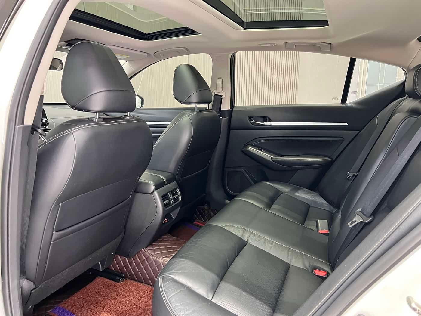 2018 Nissan Teana White, 76,000 km, China export – photo 5