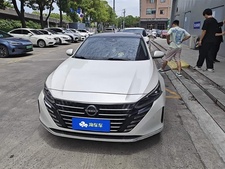 2022 Nissan Teana White, 41,500 km, China export – photo 2