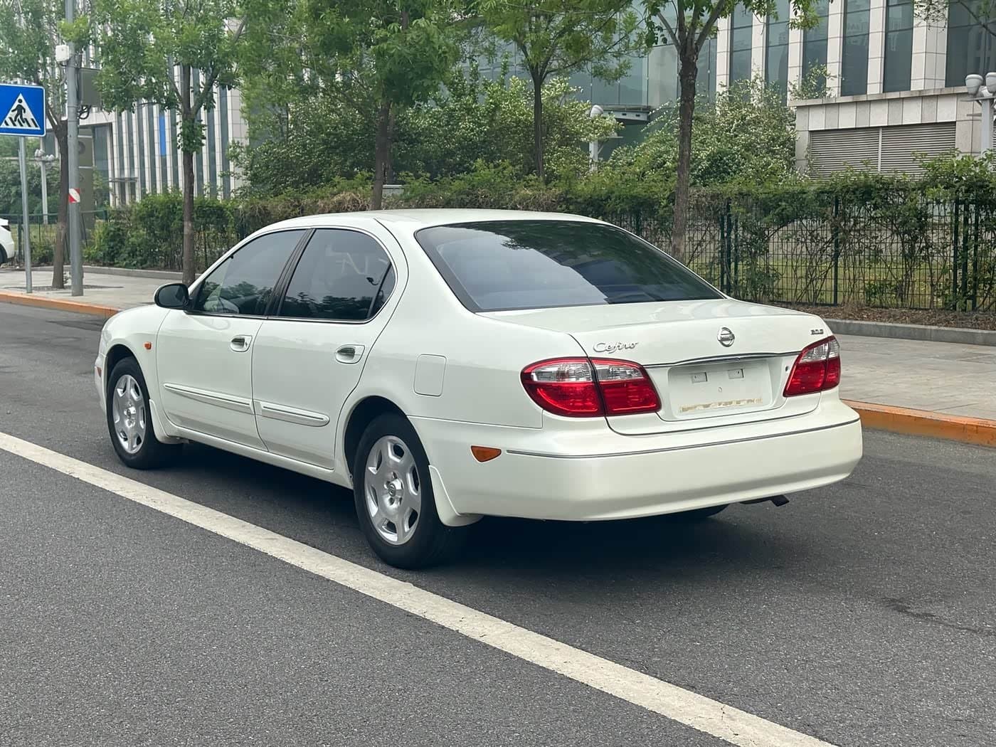 -- Nissan Cefiro White, 100,000 km, China export – photo 4