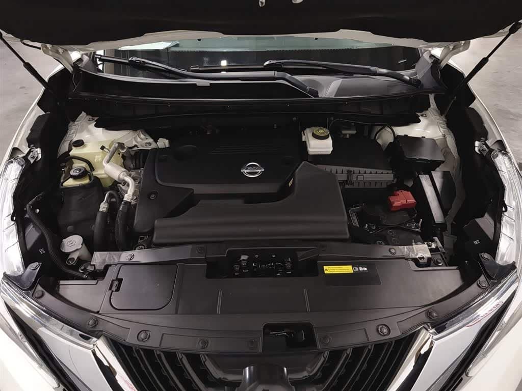 2017 Nissan Murano White, 106,000 km, China export – photo 6