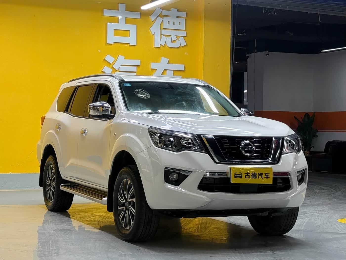 2019 Nissan Terra White, 30,000 km, China export – photo 3