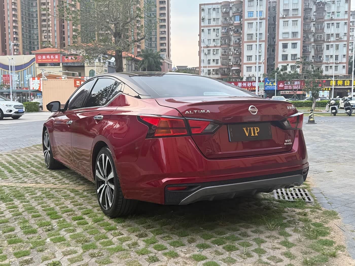 2018 Nissan Teana Red, 88,010 km, China export – photo 4