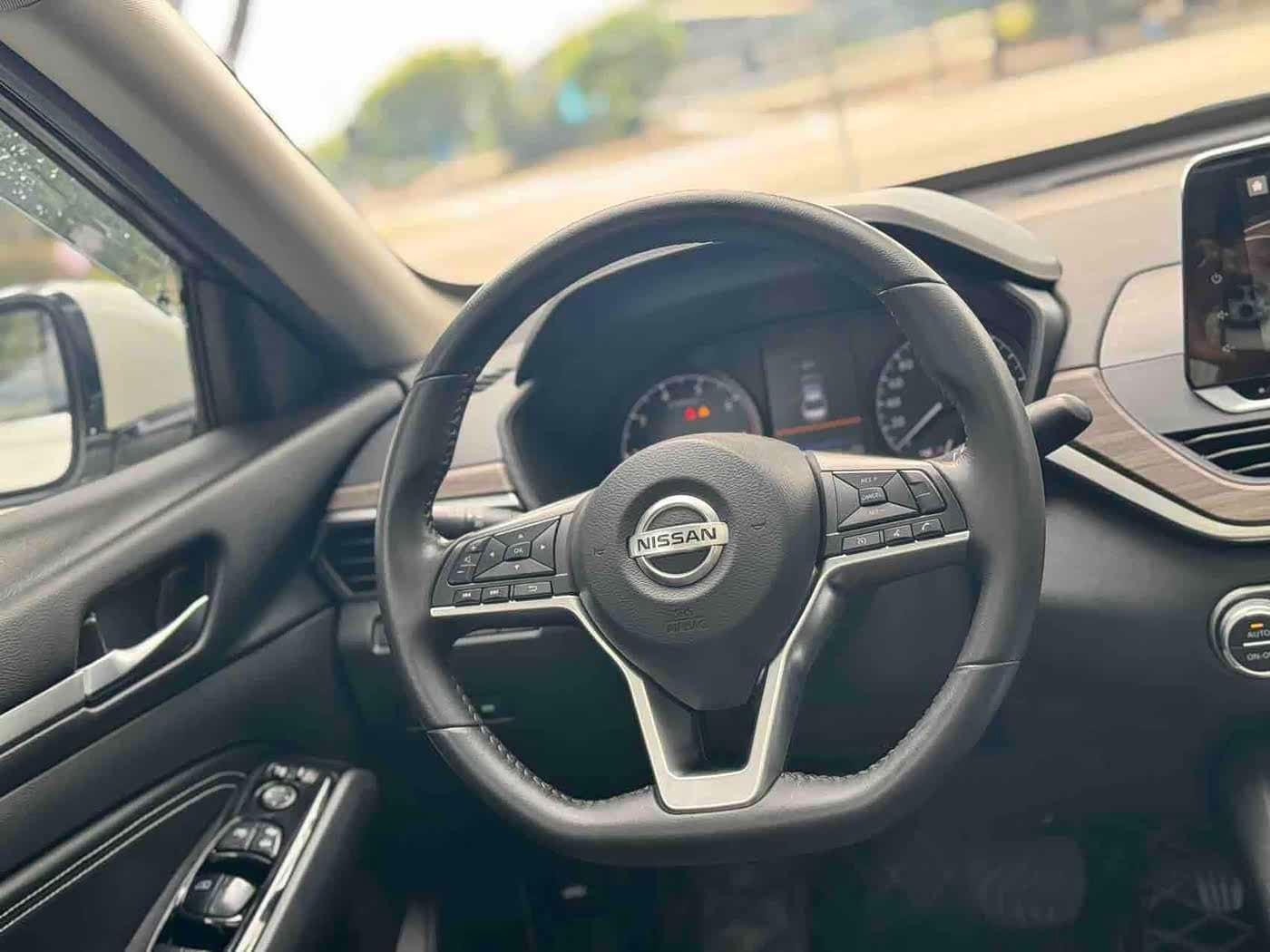 2020 Nissan Teana White, 80,000 km, China export – photo 7