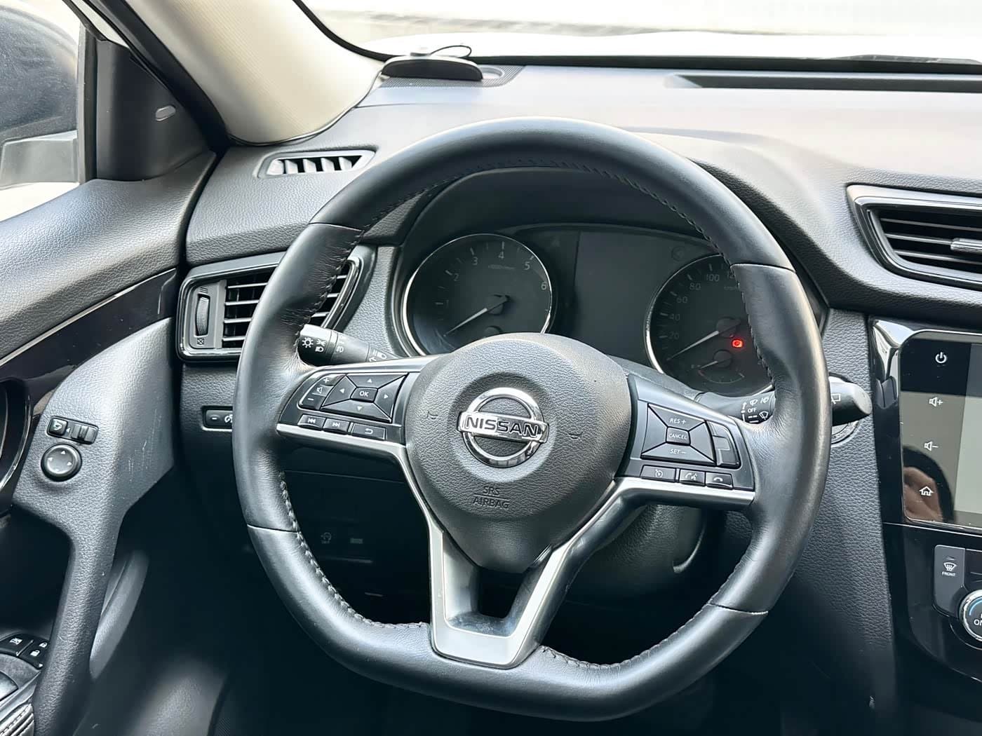 2018 Nissan X-Trail White, 70,000 km, China export – photo 5