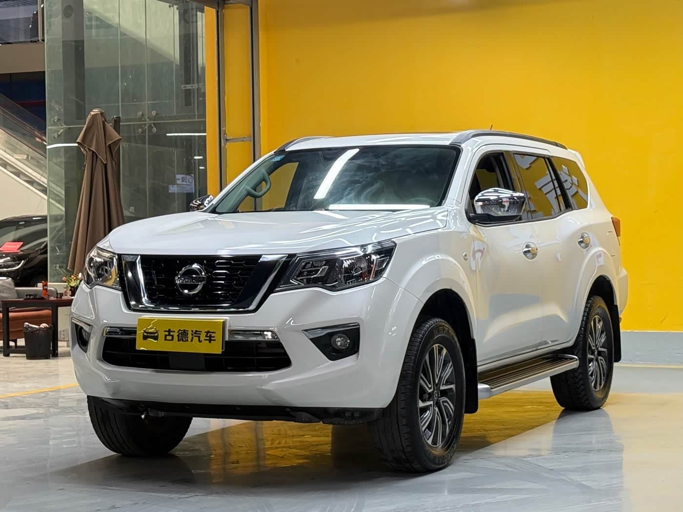 2019 Nissan Terra White, 30,000 km, China export – photo 1