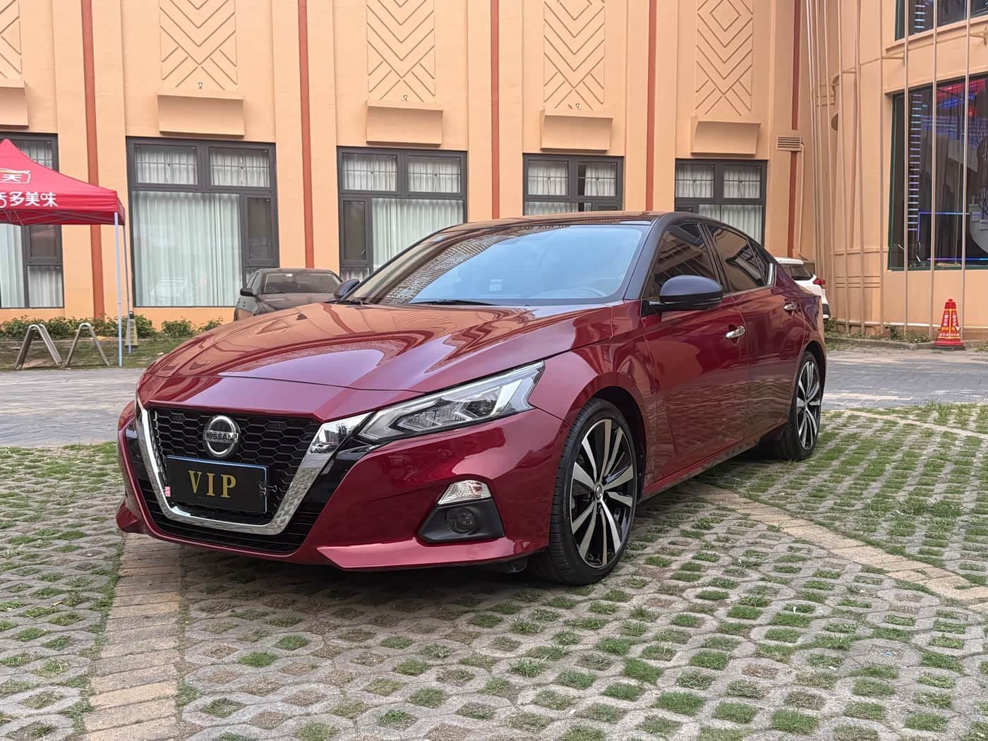 2018 Nissan Teana Red, 88,010 km, China export – photo 1