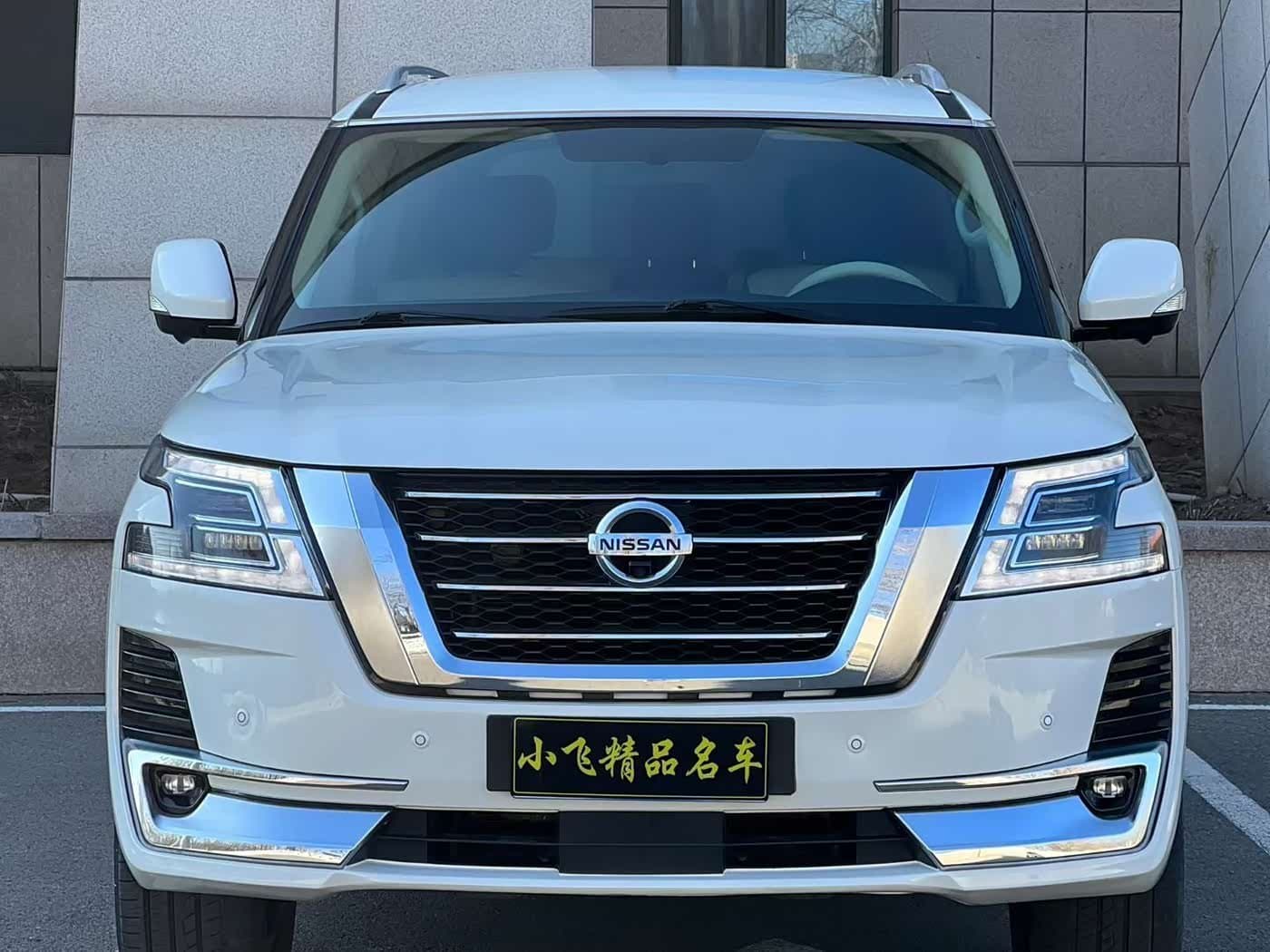2017 Nissan Patrol White, 50,000 km, China export – photo 2