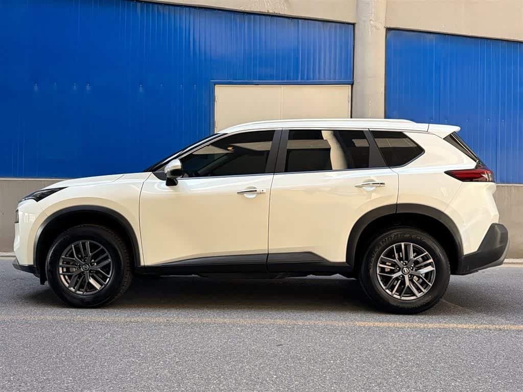 2022 Nissan X-Trail White, 47,000 km, China export – photo 3