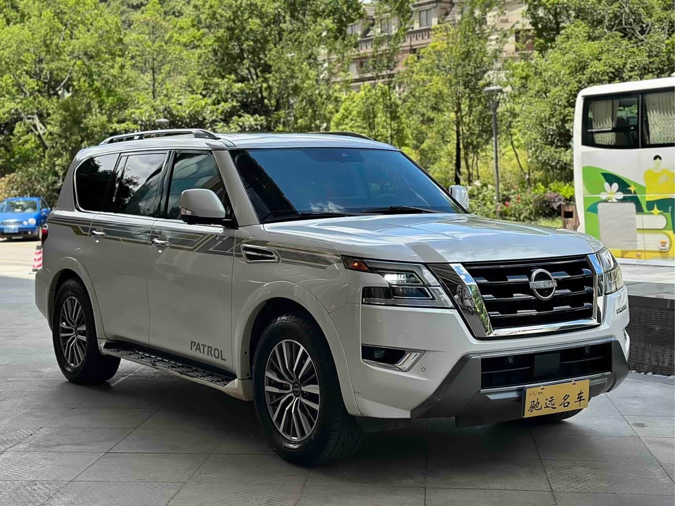 2022 Nissan Patrol White, 91,000 km, China export – photo 3