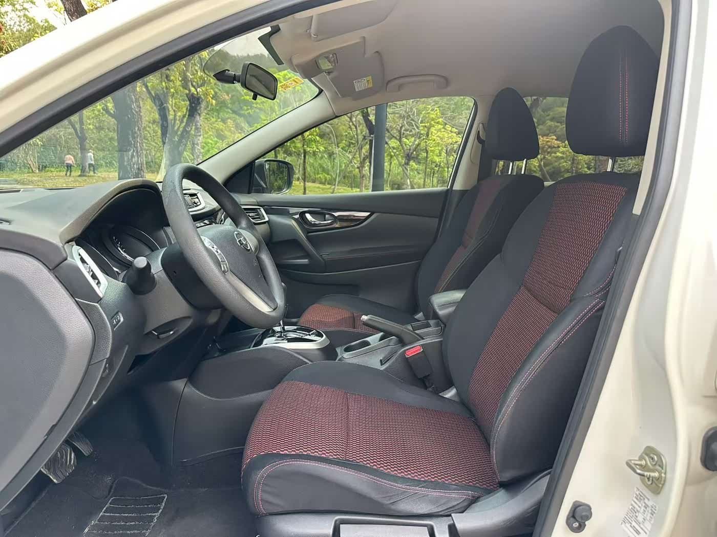 2015 Nissan Qashqai White, 90,000 km, China export – photo 6