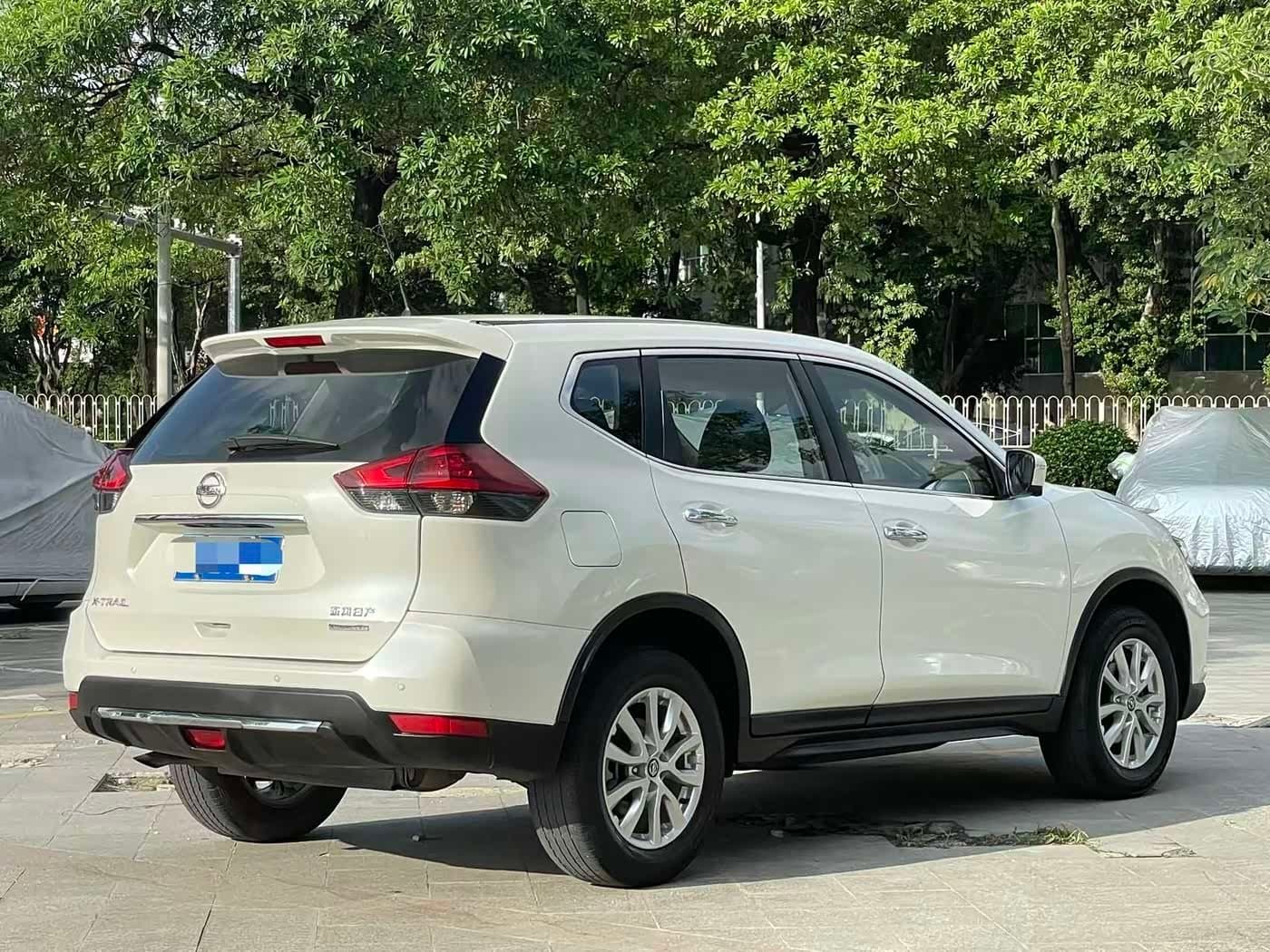 2019 Nissan X-Trail White, 70,000 km, China export – photo 6