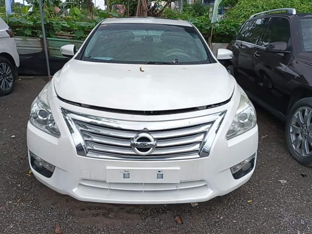 2013 Nissan Teana White, 150,100 km, China export – photo 3