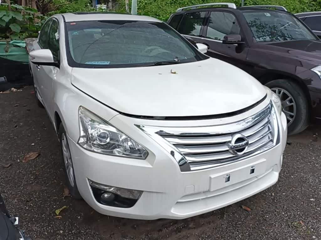 2013 Nissan Teana White, 150,100 km, China export – photo 4