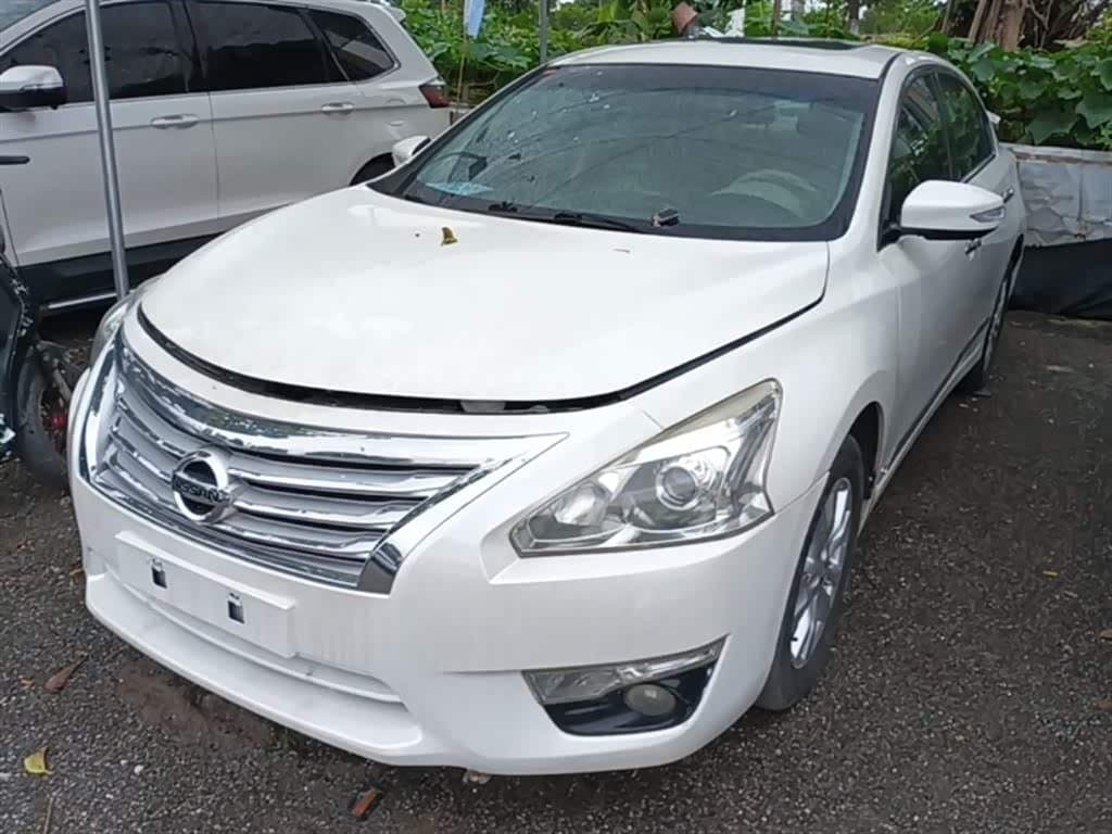 2013 Nissan Teana White, 150,100 km, China export – photo 2