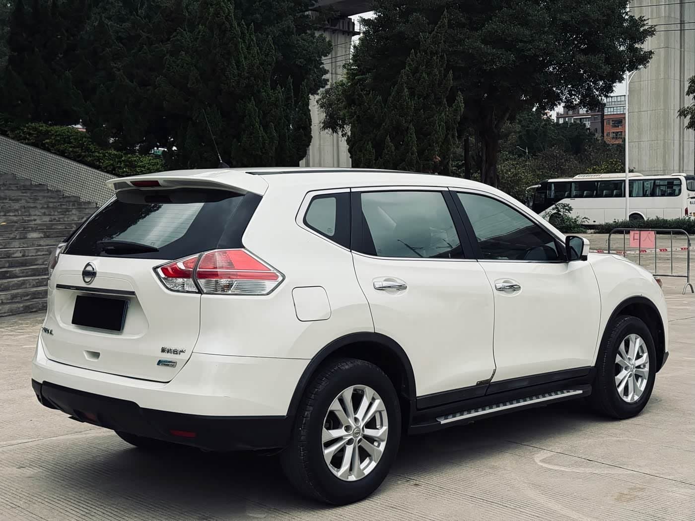 2014 Nissan X-Trail White, 110,000 km, China export – photo 6
