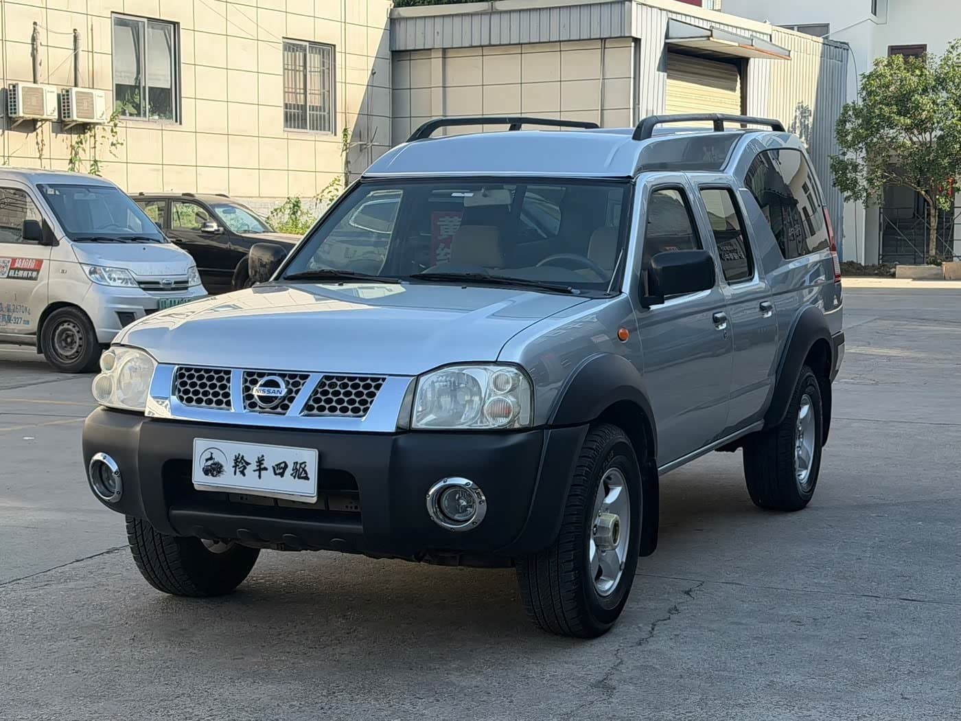 2013 Nissan ZN Van 银灰色, 97,000 km, China export – photo 1