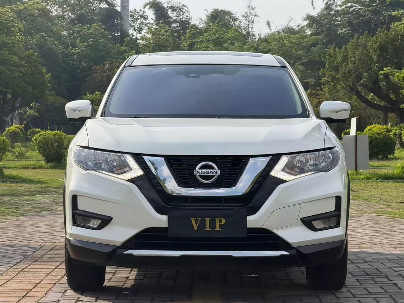2020 Nissan X-Trail White, 80,000 km, China export – photo 2