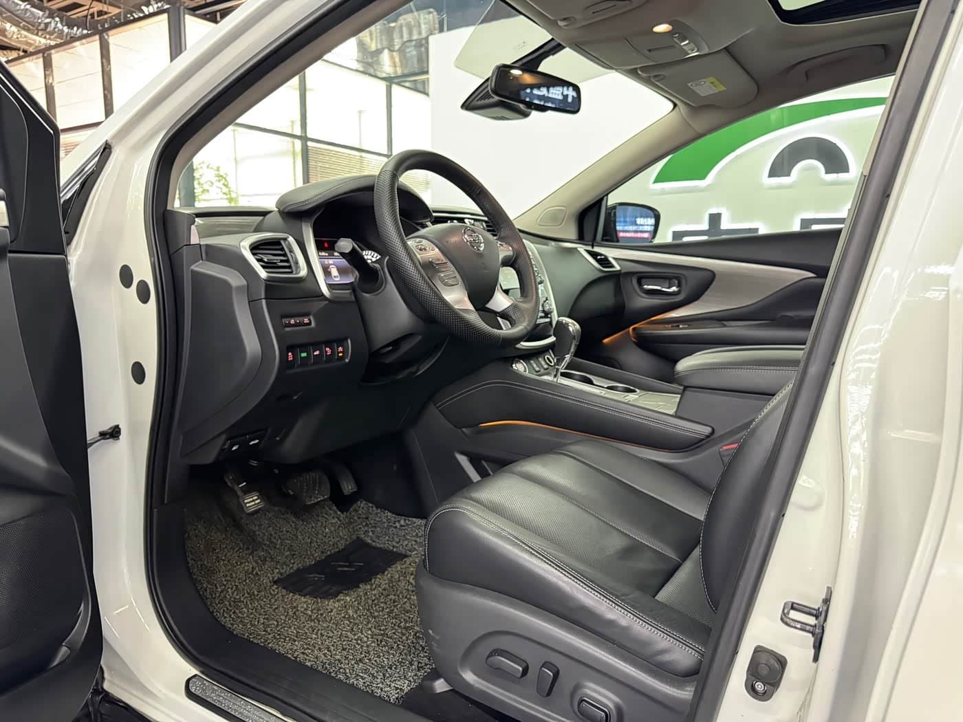 2017 Nissan Murano White, 120,000 km, China export – photo 7