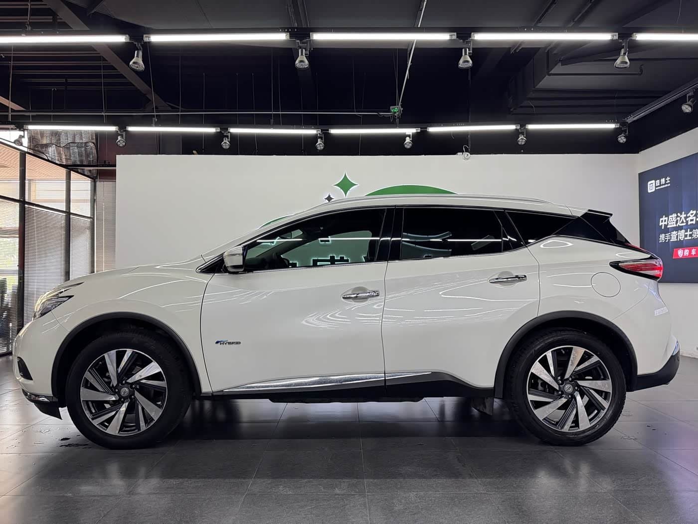 2017 Nissan Murano White, 120,000 km, China export – photo 3