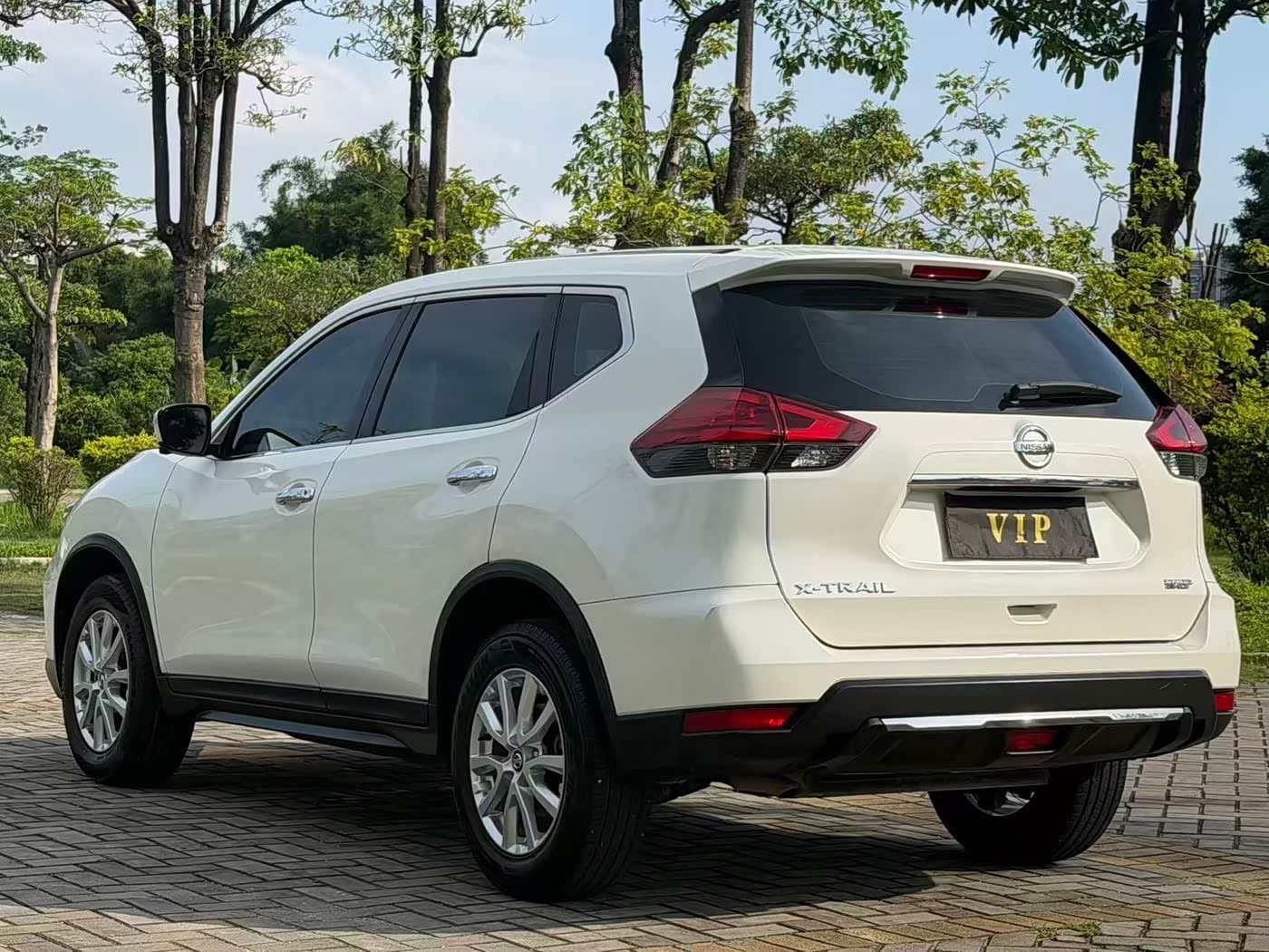 2020 Nissan X-Trail White, 80,000 km, China export – photo 7