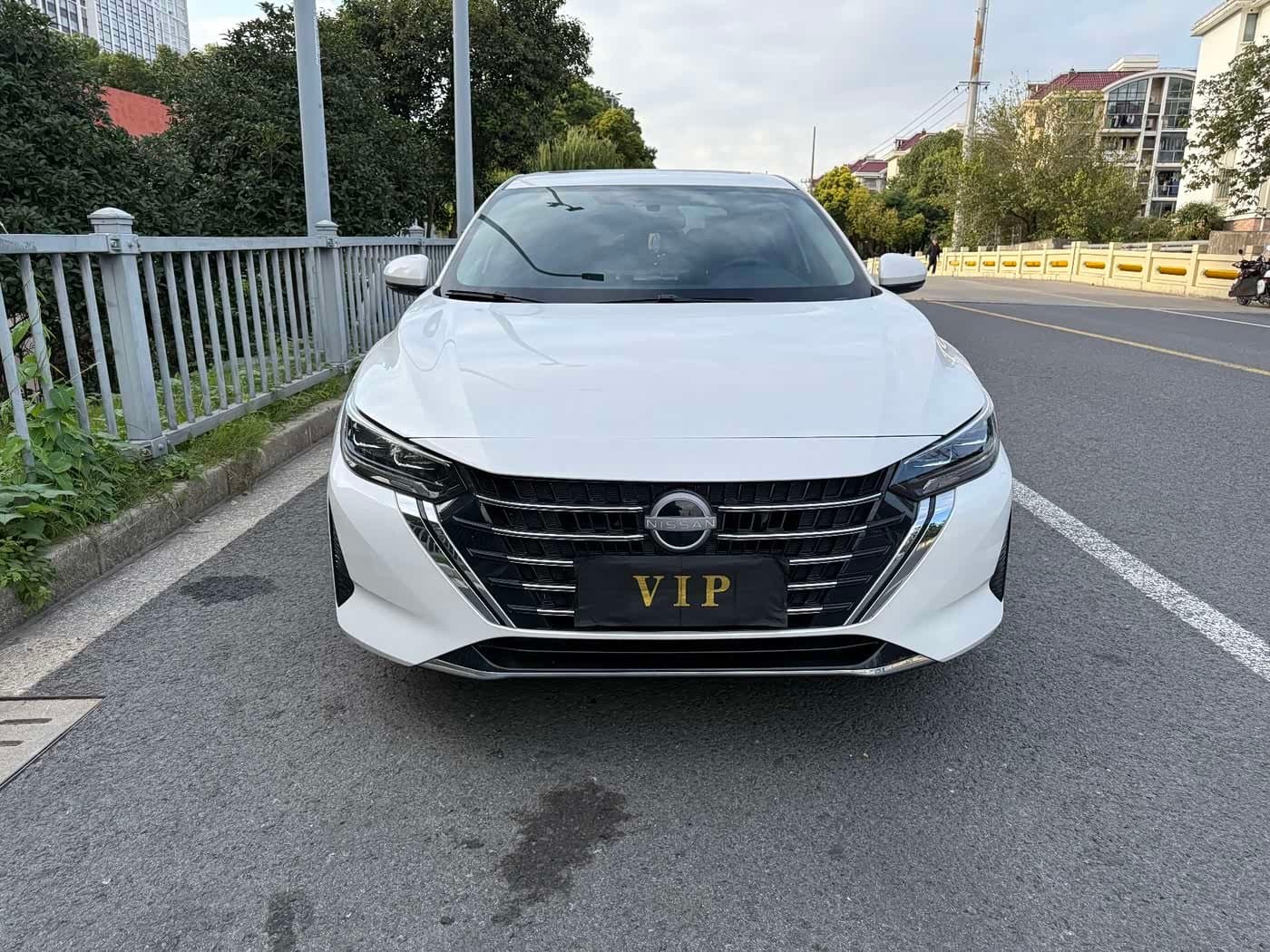 2025 Nissan Sylphy White, 5,000 km, China export – photo 2