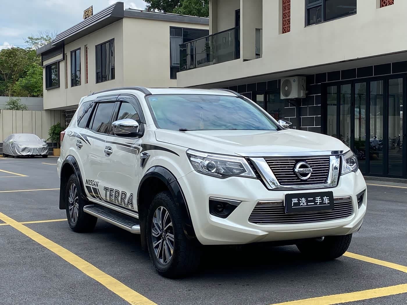 2019 Nissan Terra White, 100,000 km, China export – photo 2
