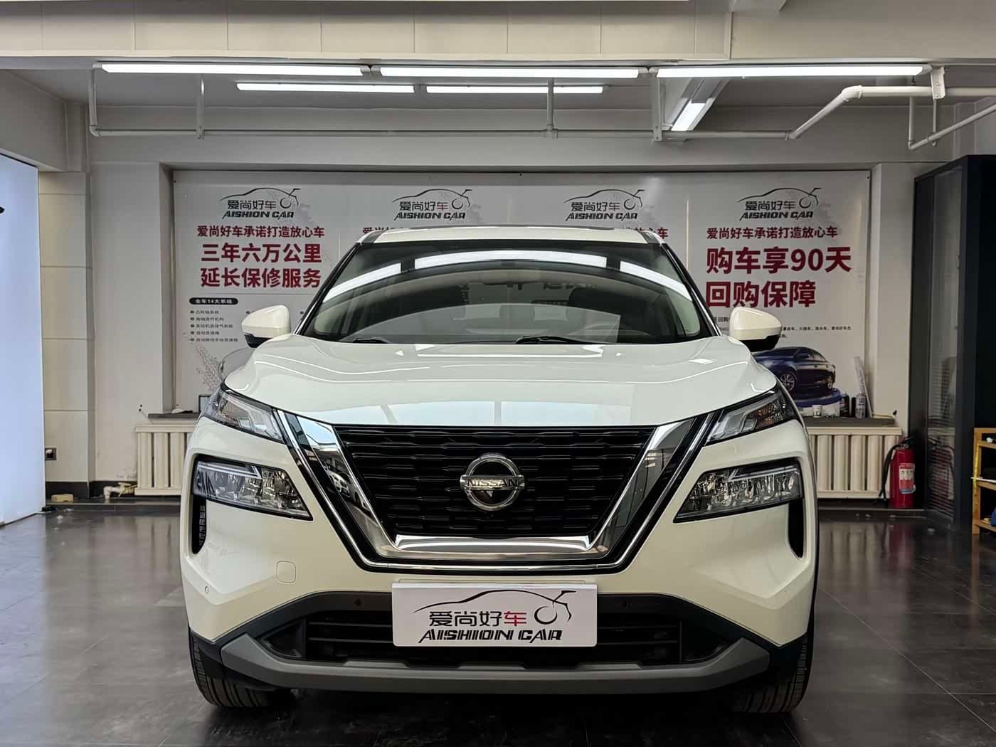 2021 Nissan X-Trail White, 63,000 km, China export – photo 2
