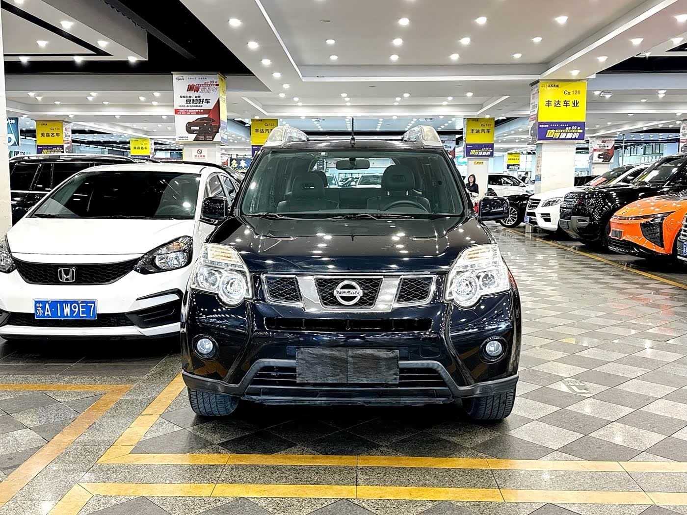 2011 Nissan X-Trail Black, 50,000 km, China export – photo 2