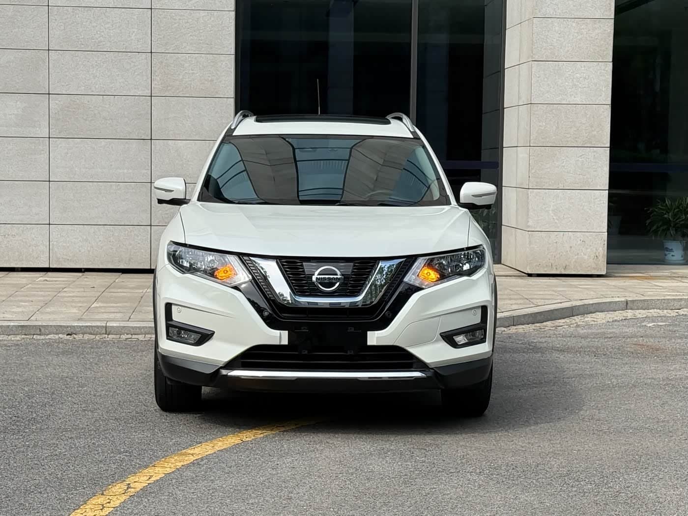 2018 Nissan X-Trail White, 63,000 km, China export – photo 2