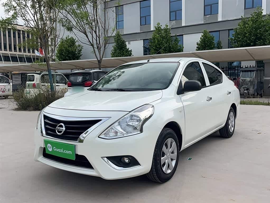 2016 Nissan Sunny White, 47,900 km, China export – photo 1