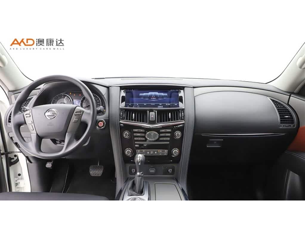 2017 Nissan Patrol White, 55,000 km, China export – photo 5