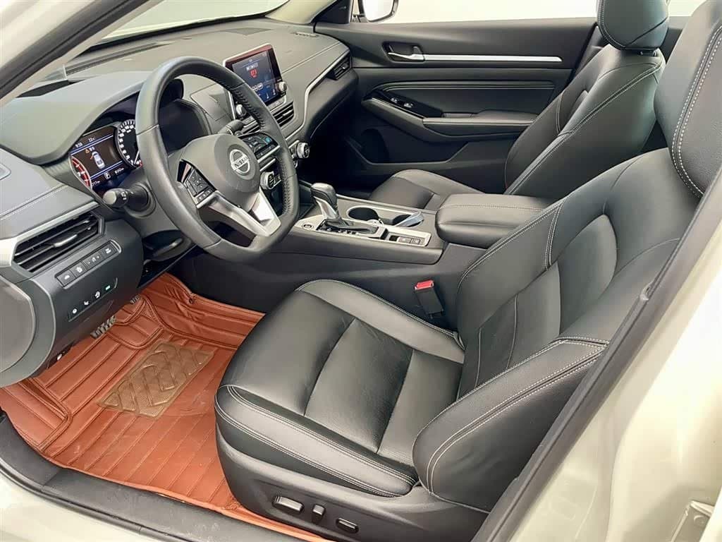 2020 Nissan Teana White, 42,000 km, China export – photo 6