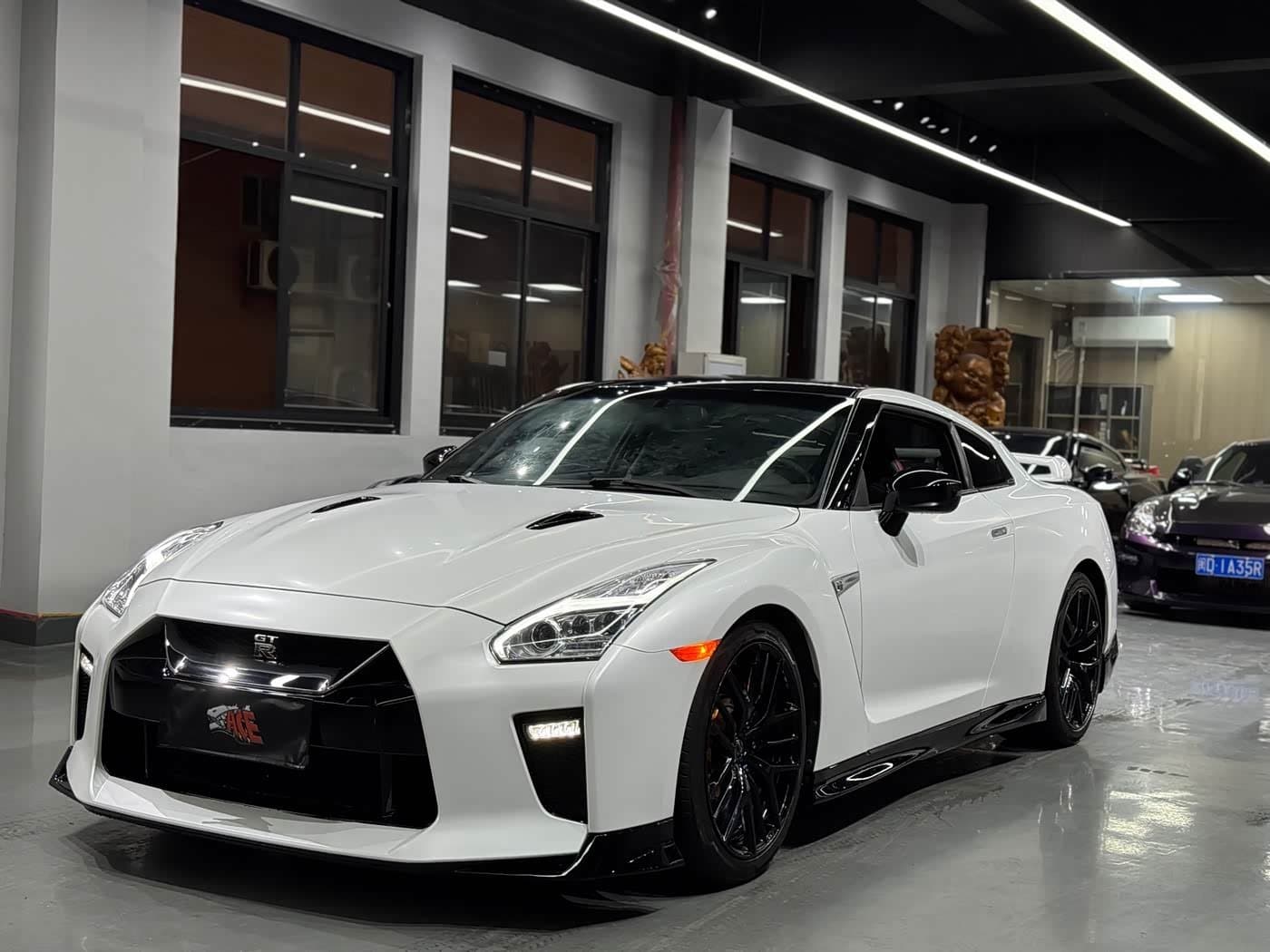 - Nissan GT-R Blue, 40,000 km, China export – photo 3