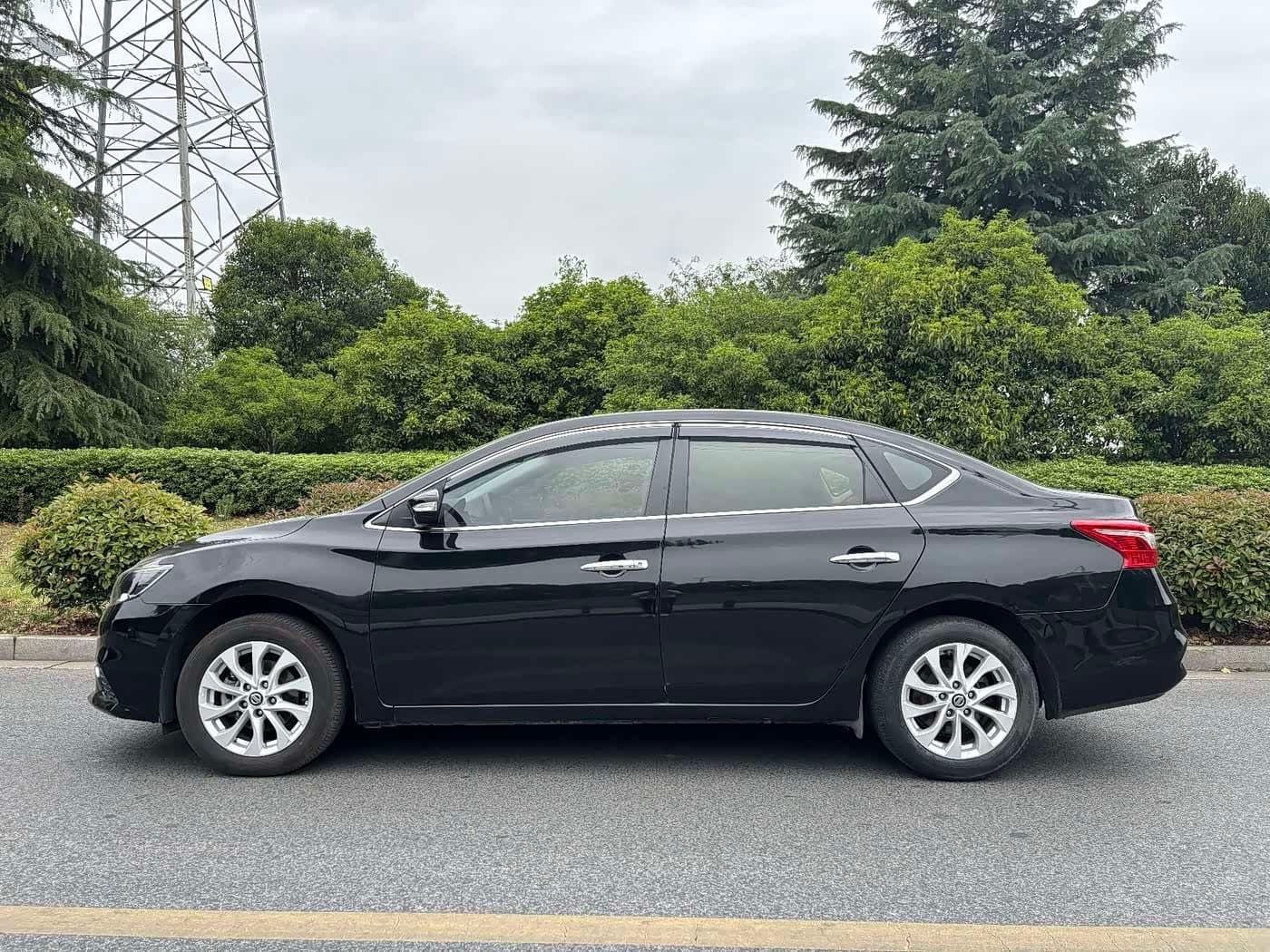 2018 Nissan Sylphy Black, 70,000 km, China export – photo 6