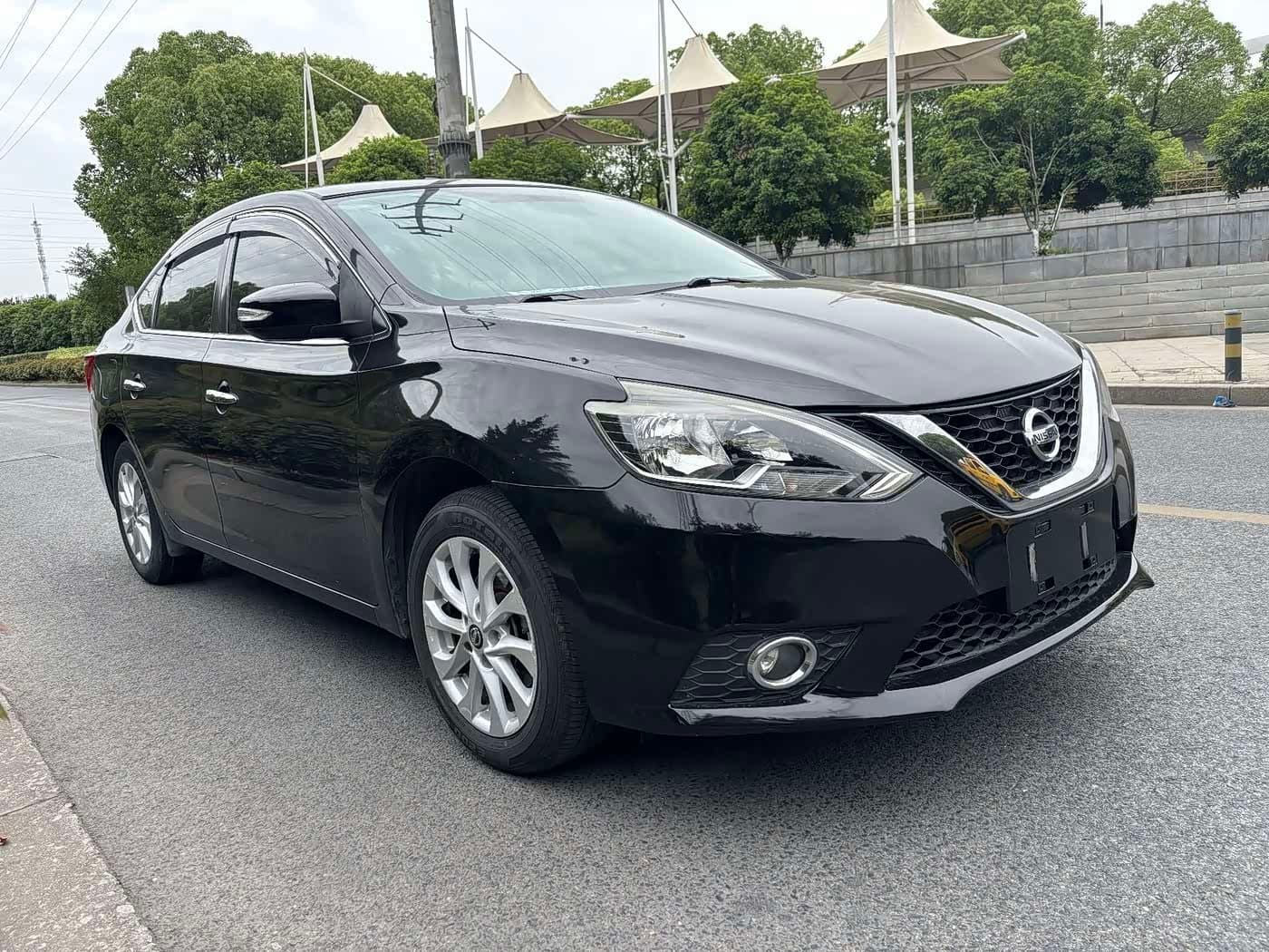 2018 Nissan Sylphy Black, 70,000 km, China export – photo 3