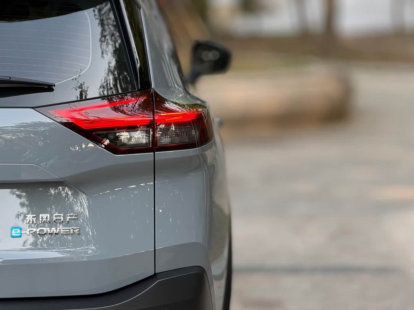 2023 Nissan X-Trail 银灰色, 36,000 km, China export – photo 7