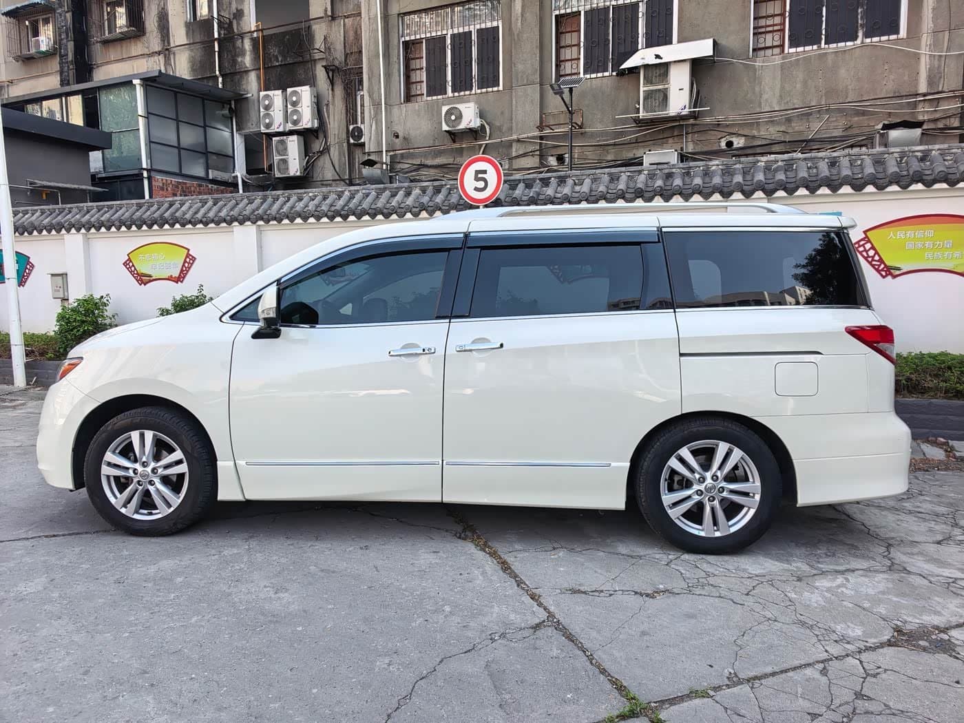 2015 Nissan Quest White, 141,000 km, China export – photo 7