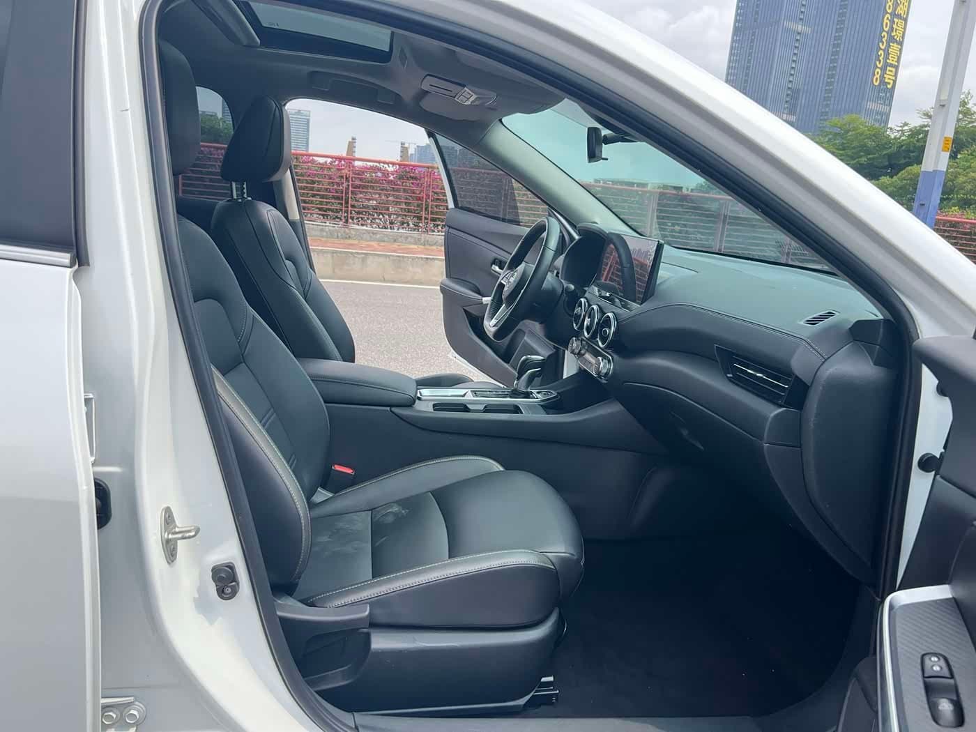 2023 Nissan Sylphy White, 34,000 km, China export – photo 4