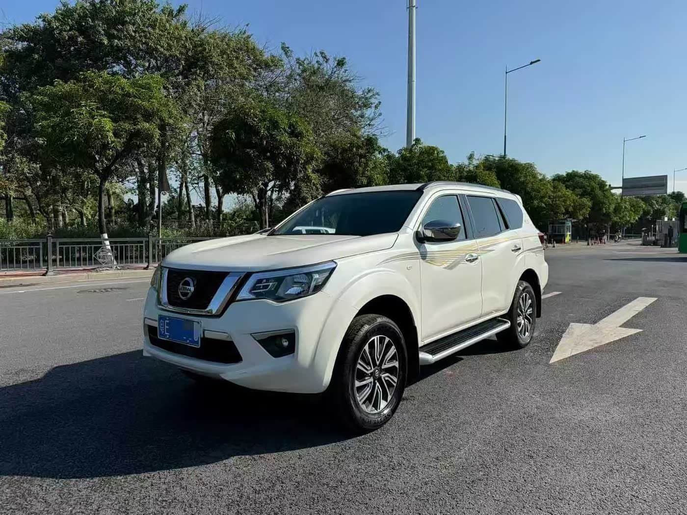 2019 Nissan Terra White, 100,000 km, China export – photo 1
