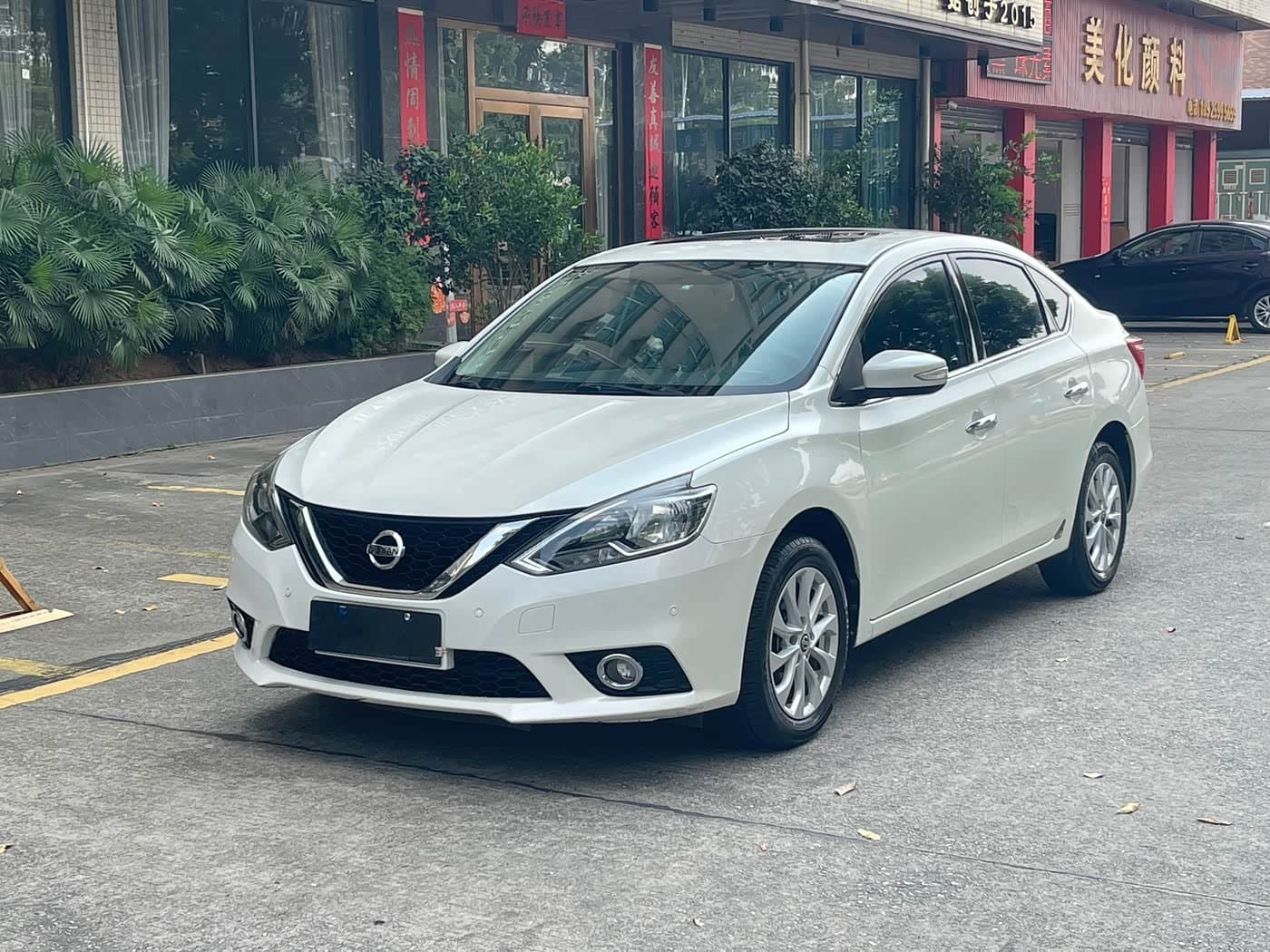 2016 Nissan Sylphy White, 100,000 km, China export – photo 1