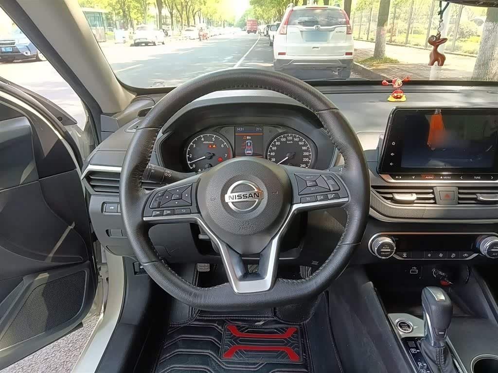 2019 Nissan Teana White, 70,500 km, China export – photo 3